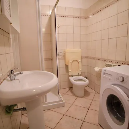 We - Corso Saba House * Триест